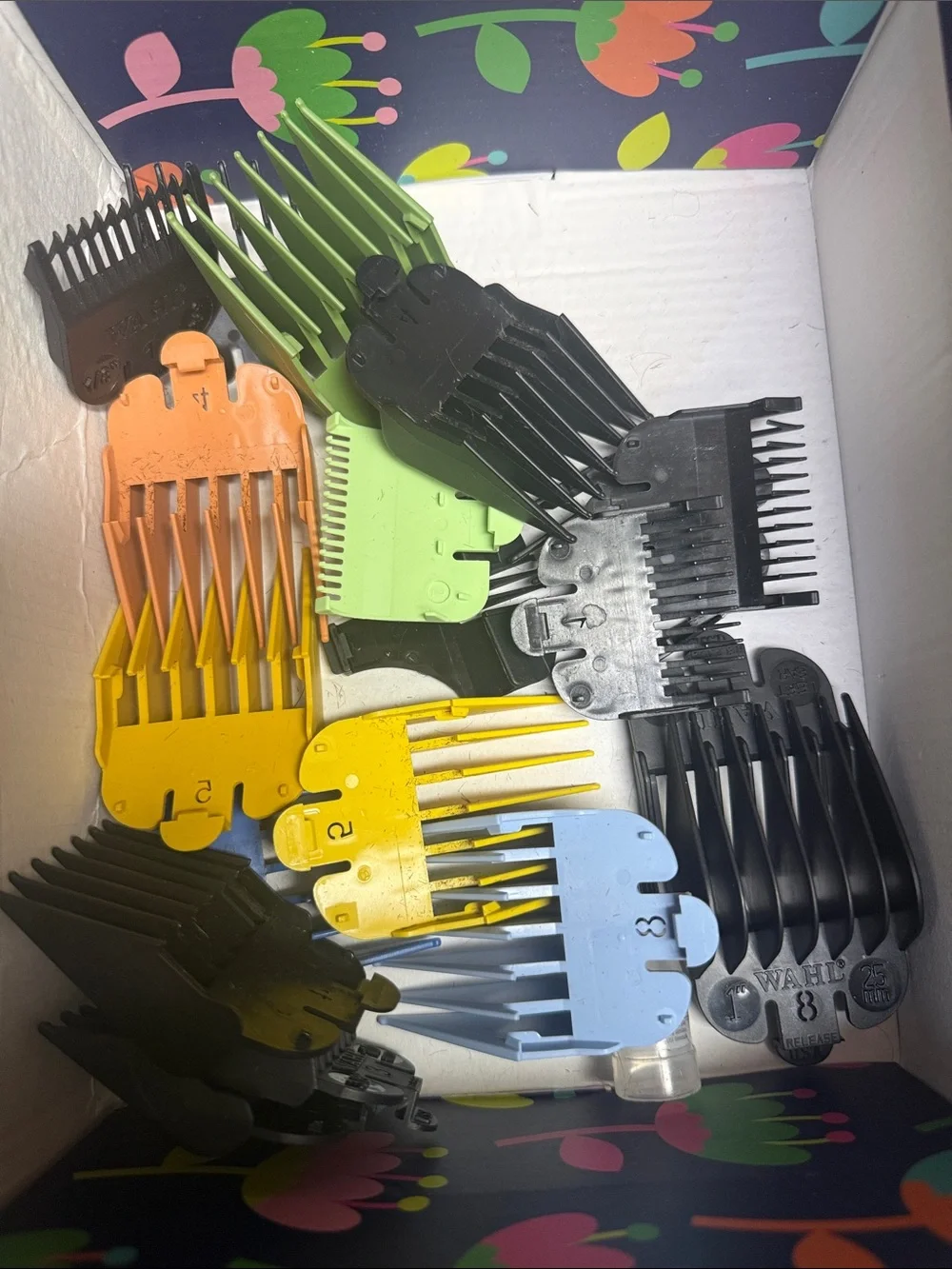 Wahl Chrome and Black Hair Trimmer EUC